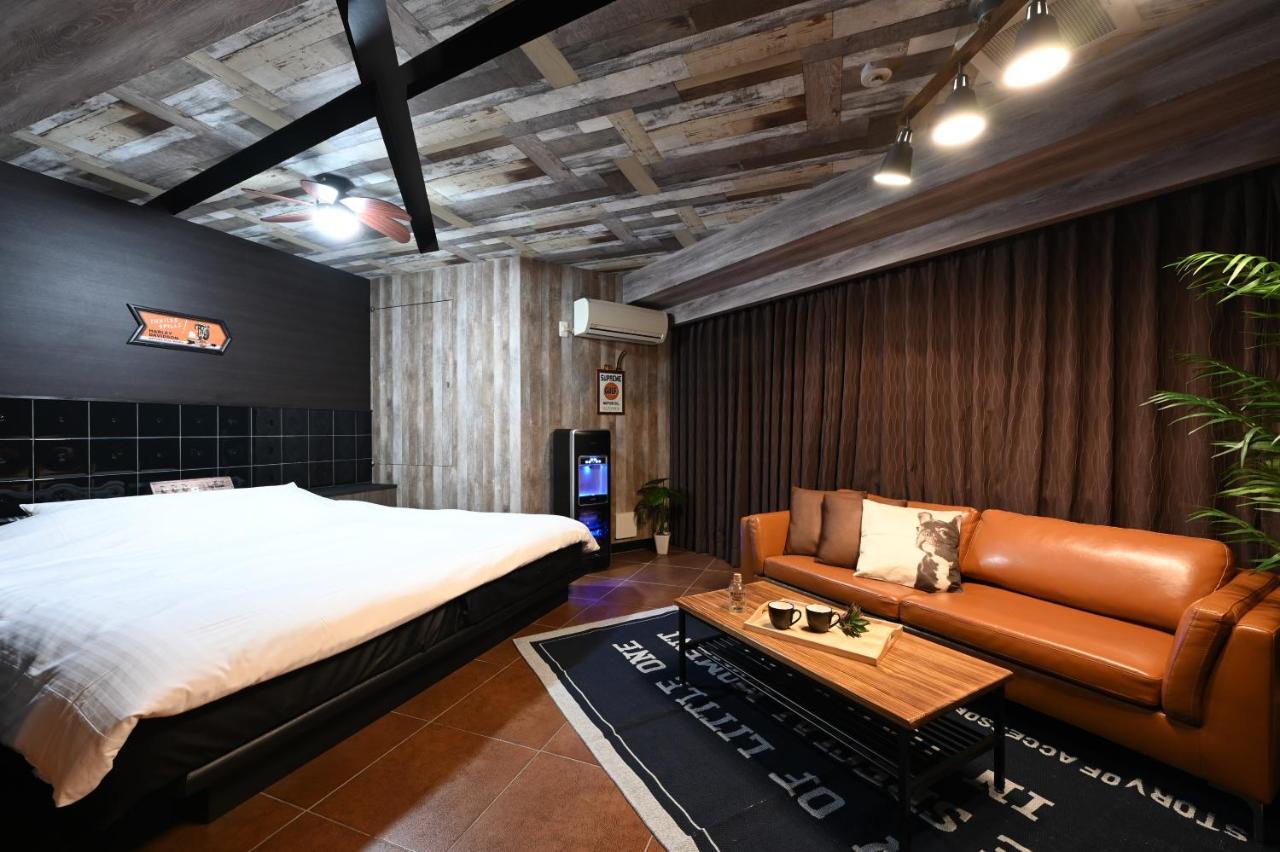 Hotel The Scene Йокохама Екстериор снимка